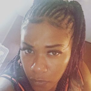 Meet your Posher, Eboneisha